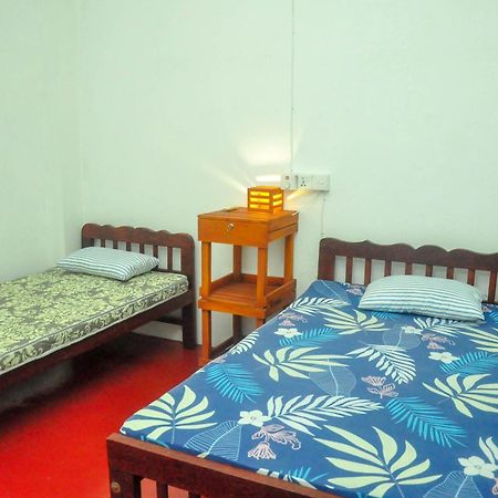 Airport Tourist Resort Katunayaka Buitenkant foto